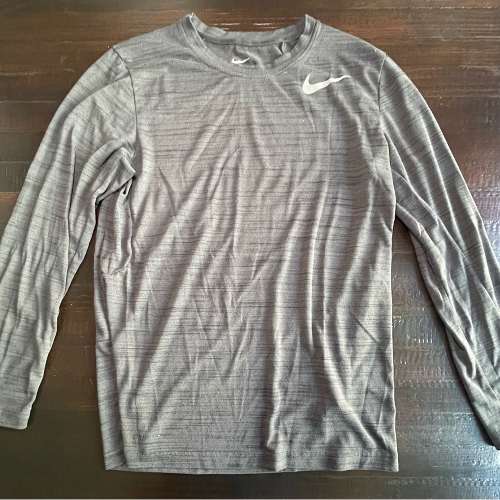 Nike Dri Fit Long Sleeve Shirt